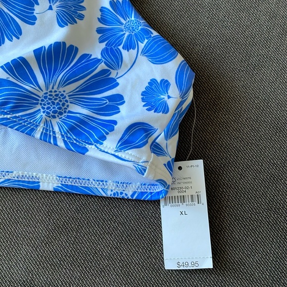 Bikini Set - Picture 6 of 8